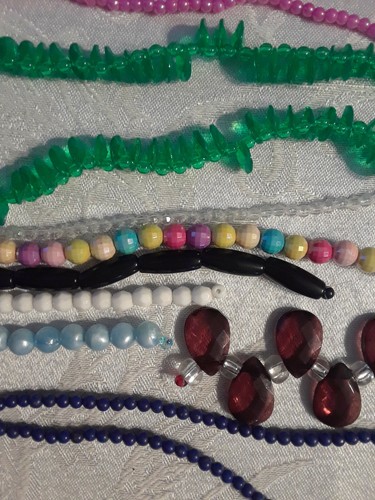 Acrylic Bead Strands Lot #15 - 16 Strands of Beads - Picture 3 of 4