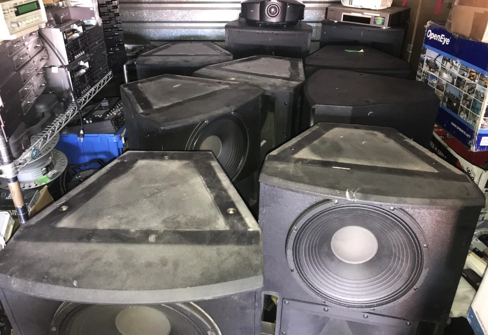 1-JBL Venue VS3215-6, 3-Way Full Range Loudspeaker Systems (Great For Install's) - Image 4 of 4