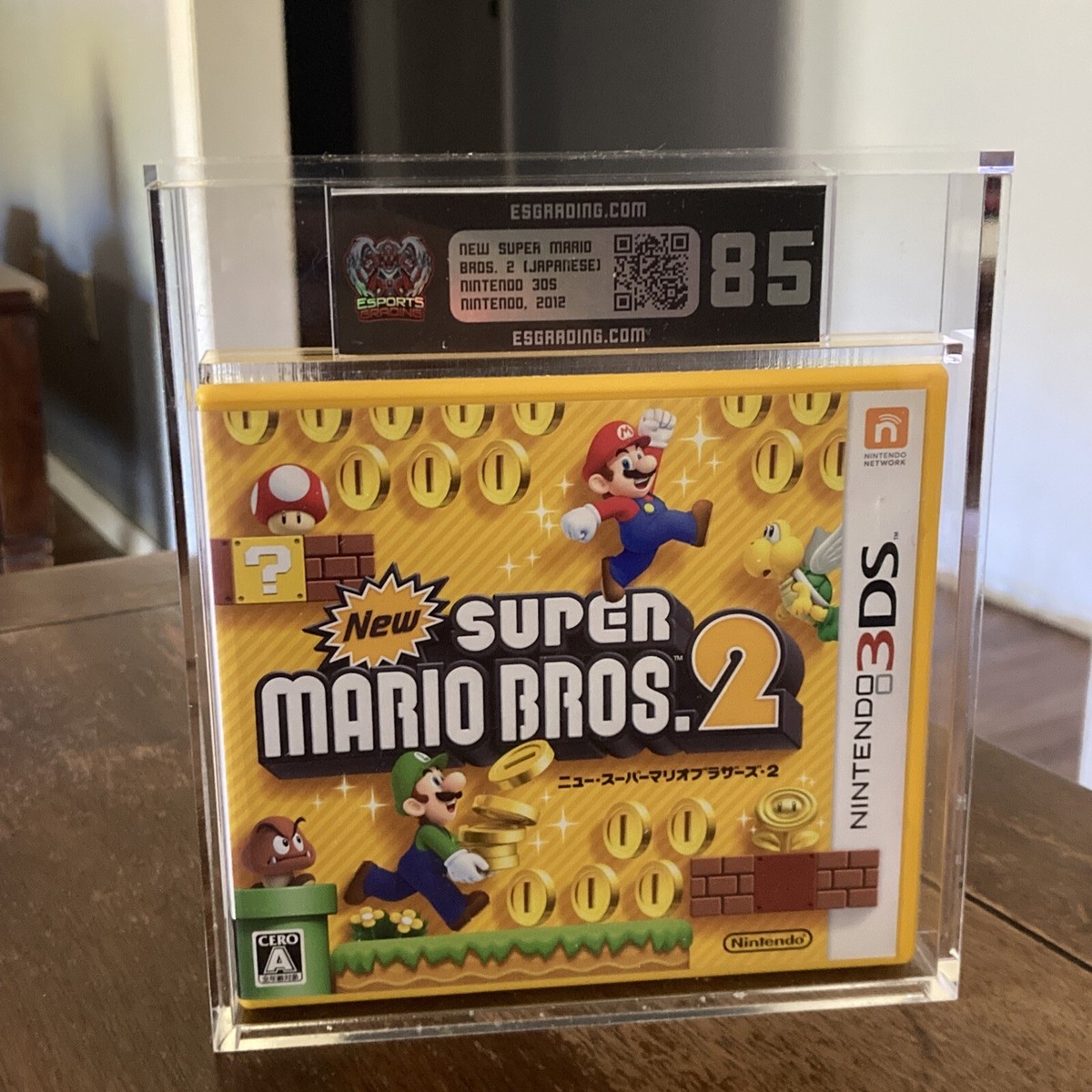New Super Mario Bros 2 Japanese version Nintendo 3DS Japan Graded