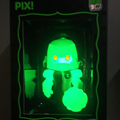 Thrilljoy PIX! Ben 10 Diamondhead Chase Figure W/Protector