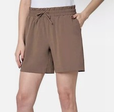 NEW Mondetta Womens Moisture Wicking Active Walking Short Size 2XL Brown