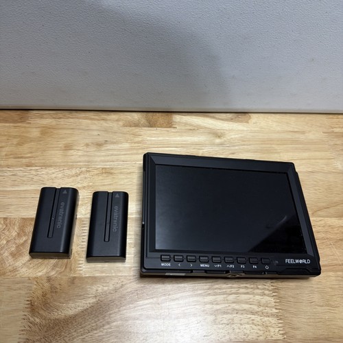 FEELWORLD FW759 7 inch Video Monitor! Camera Field Monitor - with batteries 