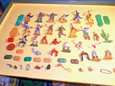 TIMPO TOYS:"Kleines Konvolut Figuren/Ersatzteile/Einzelteile"....70er Jahre