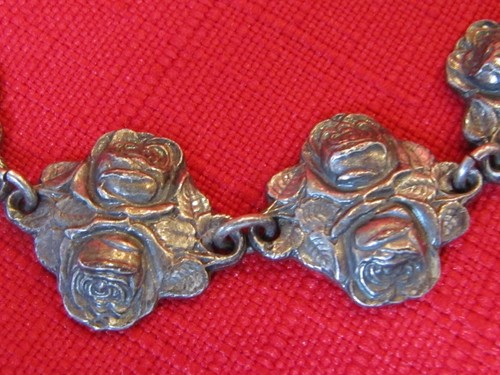 Vintage Religous Medals & Double Rose Rosary Bracelet Sterling Silver 21 grams - Picture 6 of 7