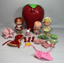 Vintage 1980 Strawberry Shortcake Lot 3 Dolls Bunny Clothes Hats Shoes Case