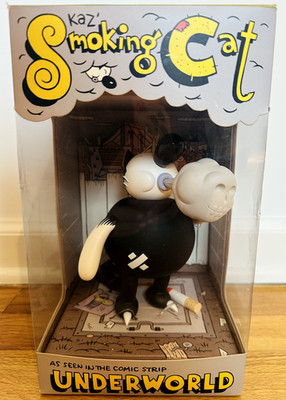 Kaz Smoking Cat Vinyl Figure (''Underworld'' Comic) - Brand New in Box
