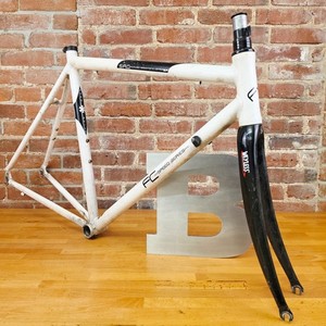 Fetish Cycles Speed Series 700C Wheel Road Bike Frameset 56cm c-t 100/130mm  f21
