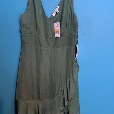 Women s Lola Grace Sleeveless V Neck Green Dress Size M New With Tags