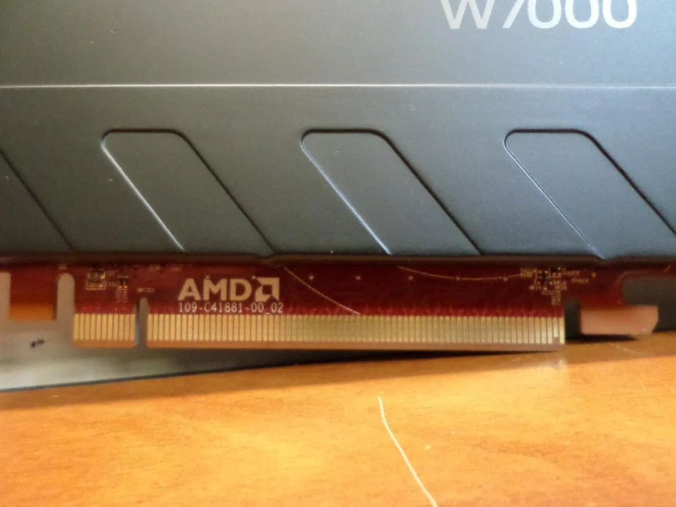 AMD FirePro Graphics W7000 Graphics Card 4GB 4K 4096x2160 4x DisplayPort DP - Image 2 of 4