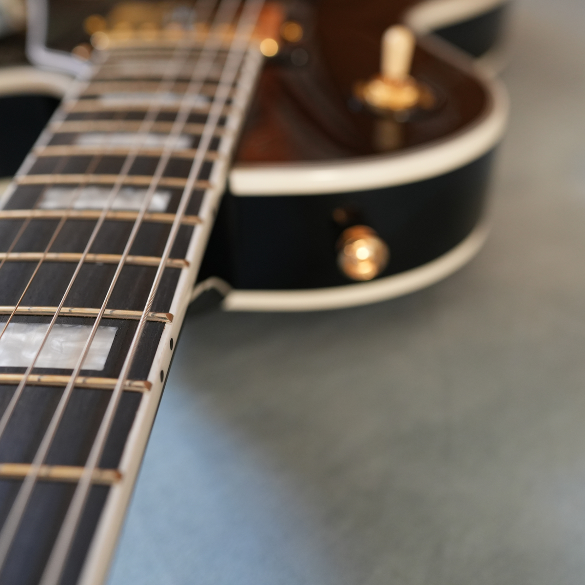 Epiphone Les Paul Custom Ebony Black Electric Guitar Epiphone Les Paul Custom Ebony Black Electric Guitar