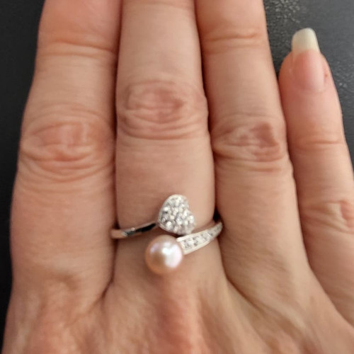 Vantel Juliette Ring with Lavendar 6.5 Pearl - Size 7 - NEW