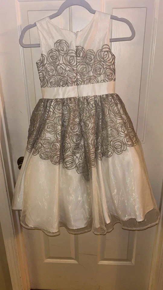 Disney Princess Belle Ball Satin W/ Gold Embroidery Party Dress Size 7/8 EUC - Image 3 of 4