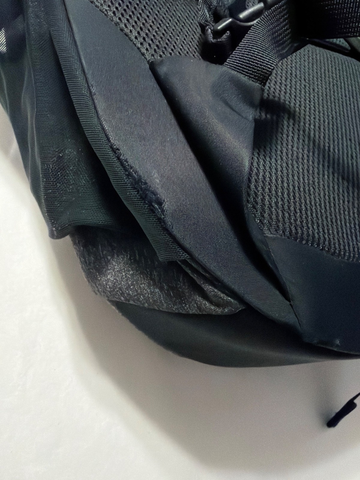 Lululemon Core Backpack 20L - image 6