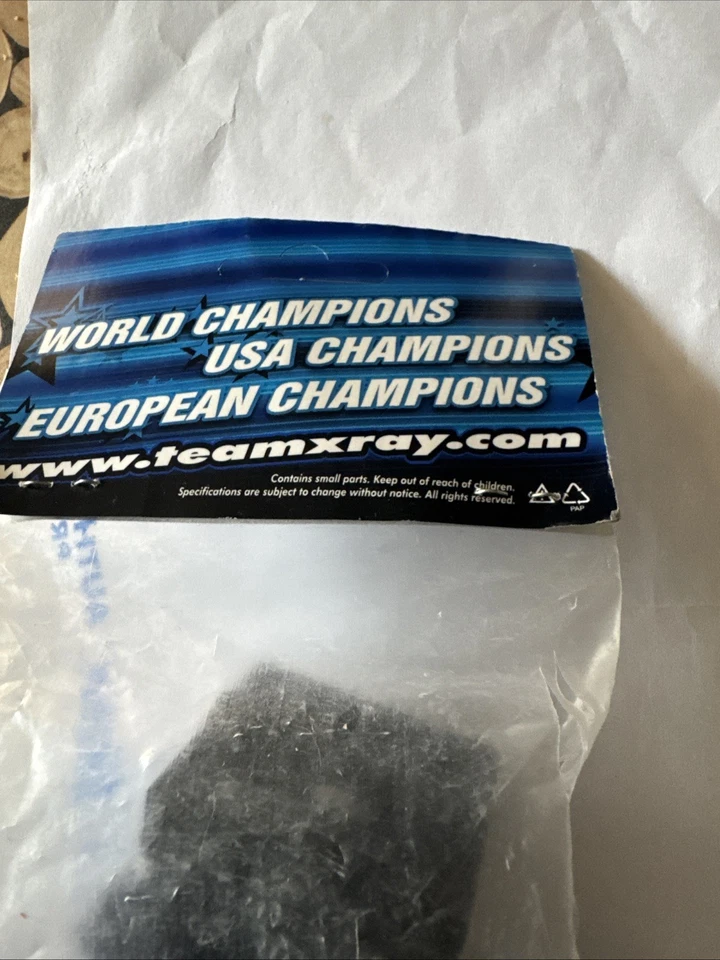 🔧 XRAY 352006 XB8’16 Composite Diff Bulkhead Block Set F/R – Originalteil Neu - Bild 4 von 4