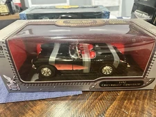 Yat Ming 92018 1:18 Black & Red 1957 Chevrolet Corvette Die-Cast Collection