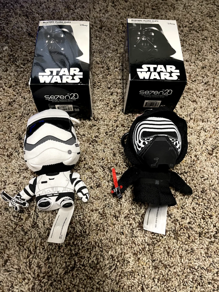 Lote de 2 Peluches Misteriosos Star Wars Clipz Nuevos/Caja Abierta Foto 2 de 4