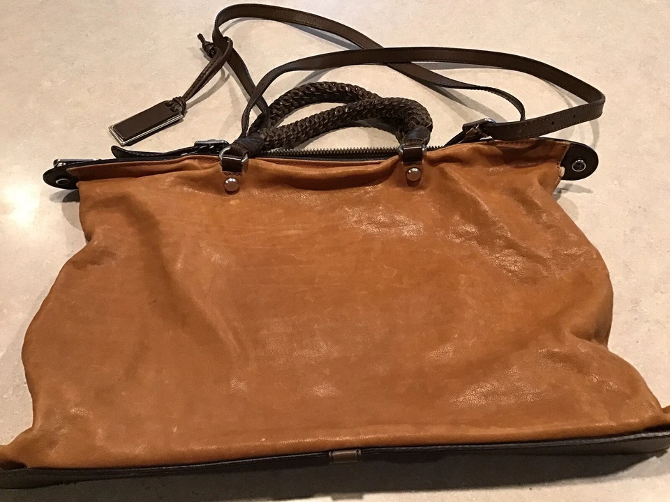 GRYSON “SKYE” 2 Tonos Cuero Marrón Hombro/Mano Italia Foto 3 de 4