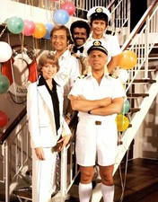 A The Love Boat Tv Show 8x10 Picture Celebrity Print