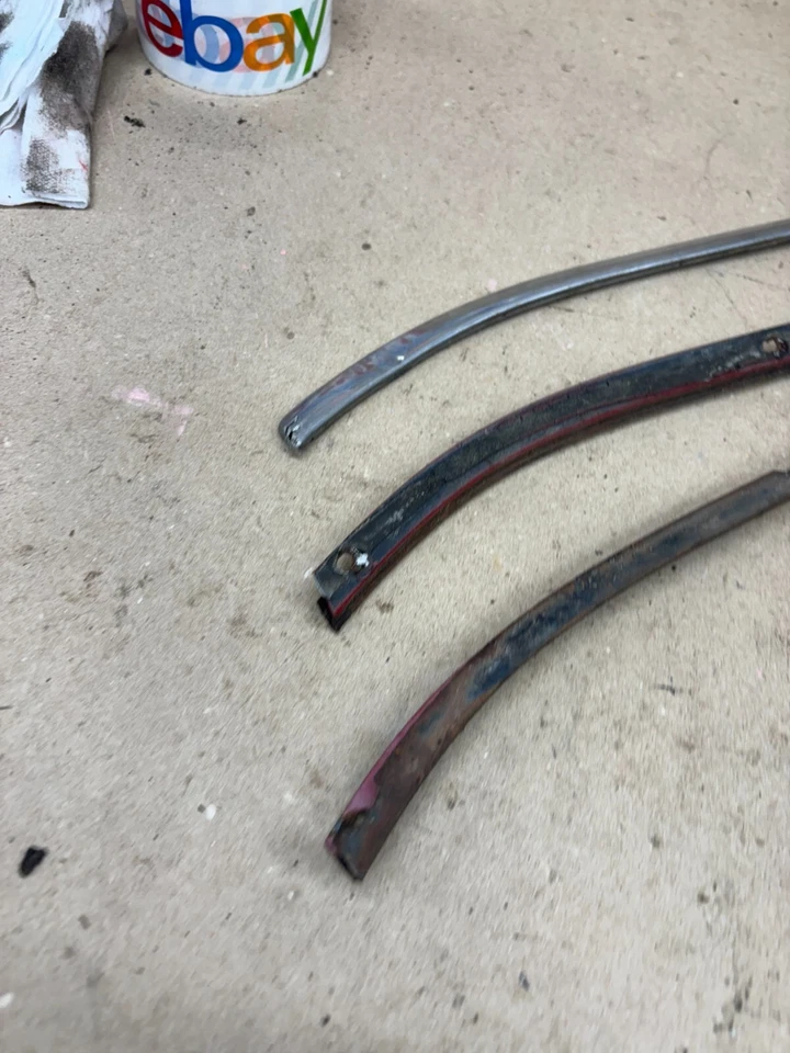 1973 1989 CHEVROLET GMC K10 1986 ROOF DRIP RAIL TRIM REGULAR SINGLE CAB BRACKETS - Image 2 of 4