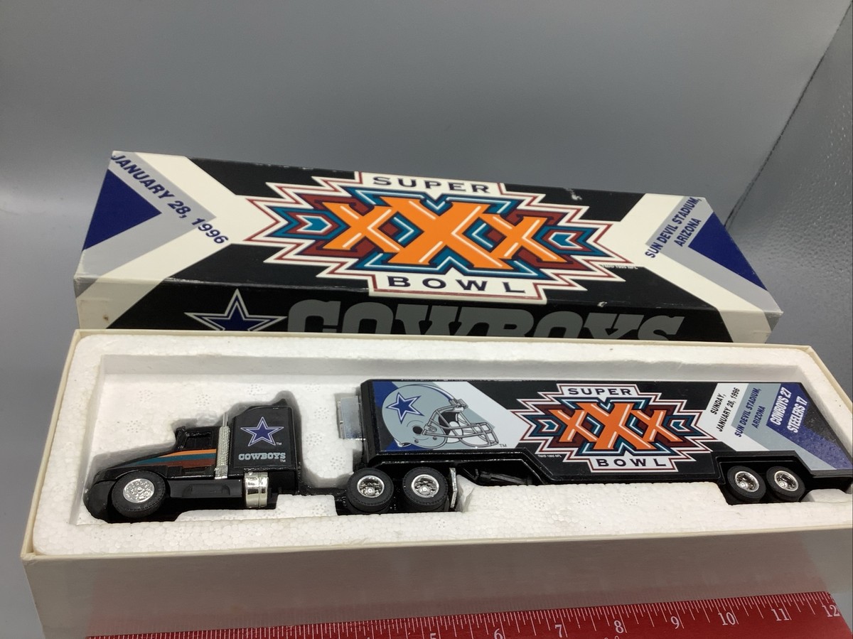 Dallas Cowboys 1995 SUPER BOWL XXX Semi-Truck & Trailer Diecast