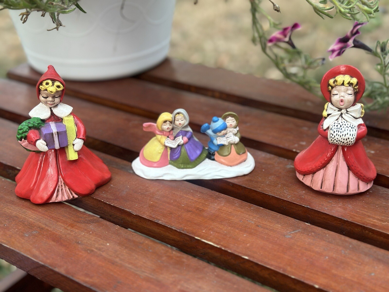 MCM VTG Lot Of 3 Holland & Bryon Caroler’s Village Hand Painted Christmas Scene