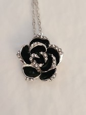 ROSE FLOWER BLACK Rhinestone pendant 22" Silver chain female mom