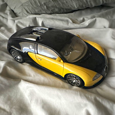 AUTOart Bugatti Veyron 1:18 Black/Yellow Diecast Car Model Vehicle