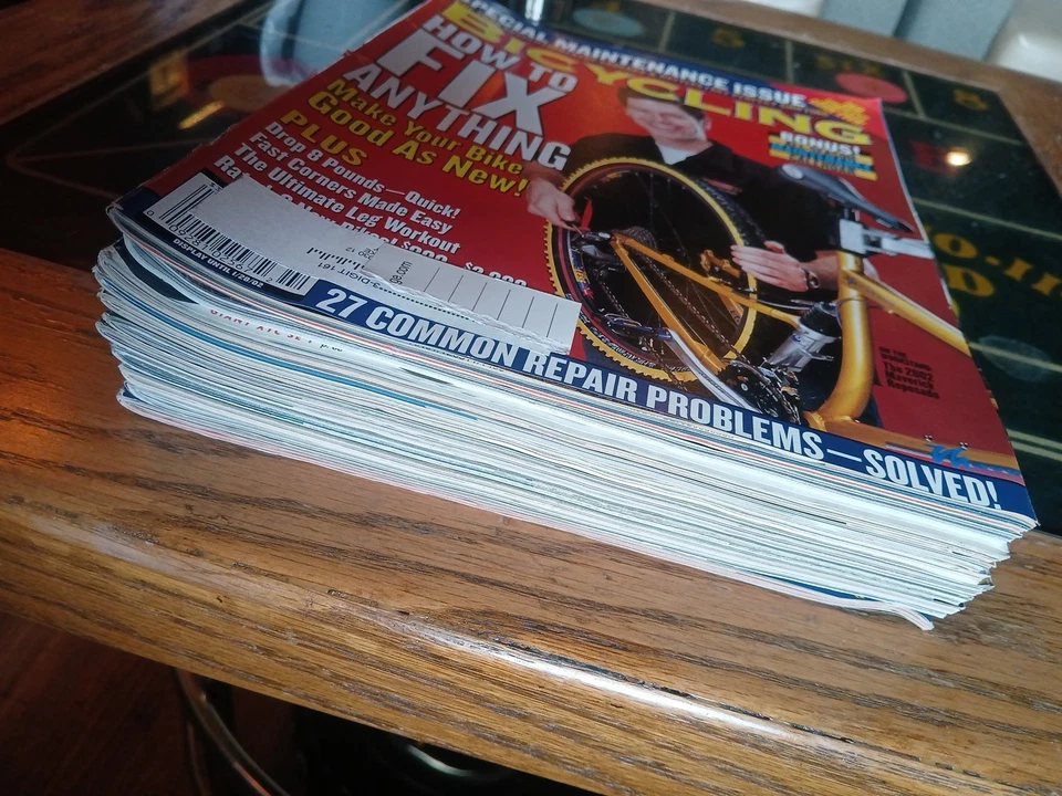 Complete Year Vintage 2002 Bicycling Magazine 11 Issues  - Image 2 of 4