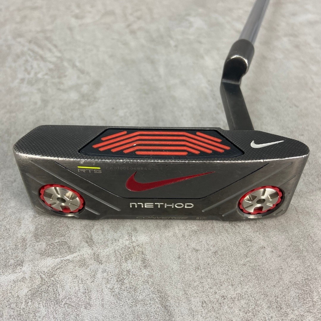 NIKE GOLF METHOD CONVERGE B1-01 33.5in Putter RH With Head NIKE GOLF METHOD CONVERGE B1-01 33.5in Putter RH With Head