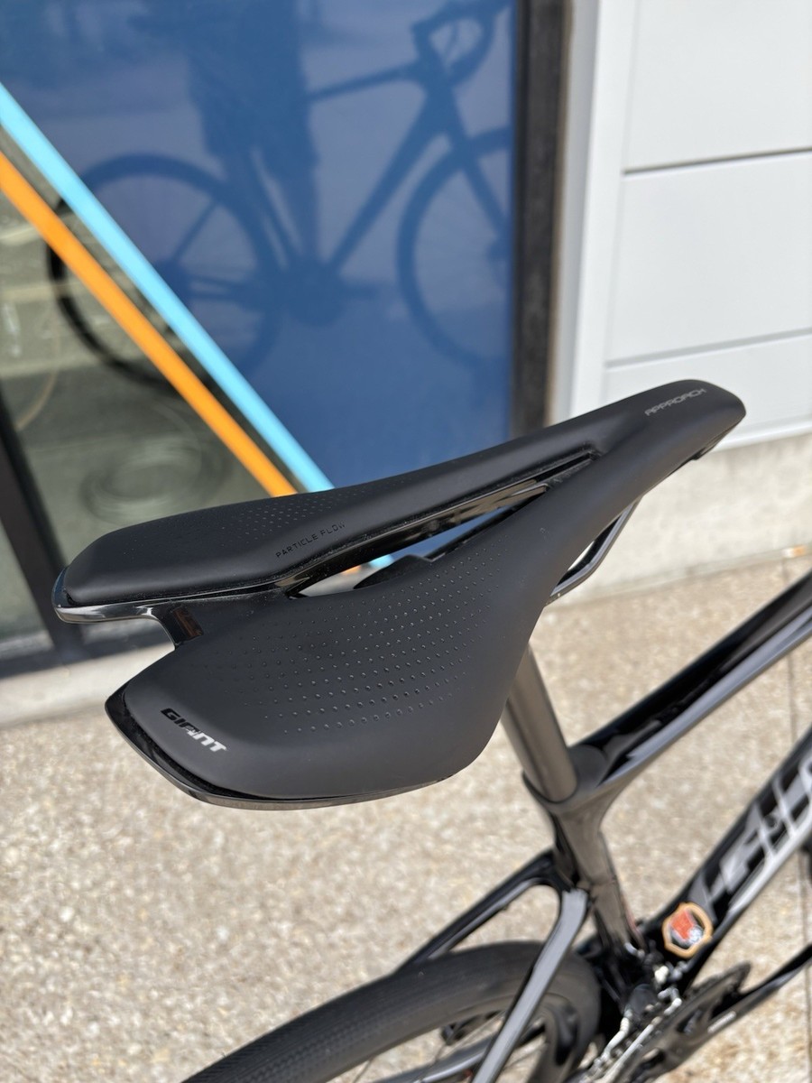 New zero miles 2021 Giant Defy Advanced 2 Carbon ML 105 Disc