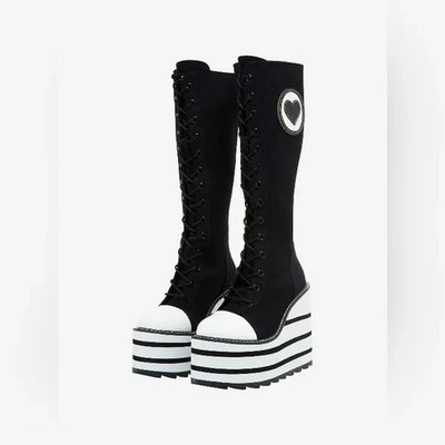 YRU ''REBELLIOUS GOTHGIRL'' Size: 10 Black and White Heart Platform Boots *RARE*