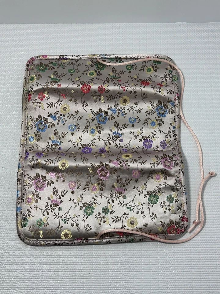 VTG  Chinese Floral Makeup Jewelry Travel Trifold Organizer Bag String Closure - Image 2 of 4