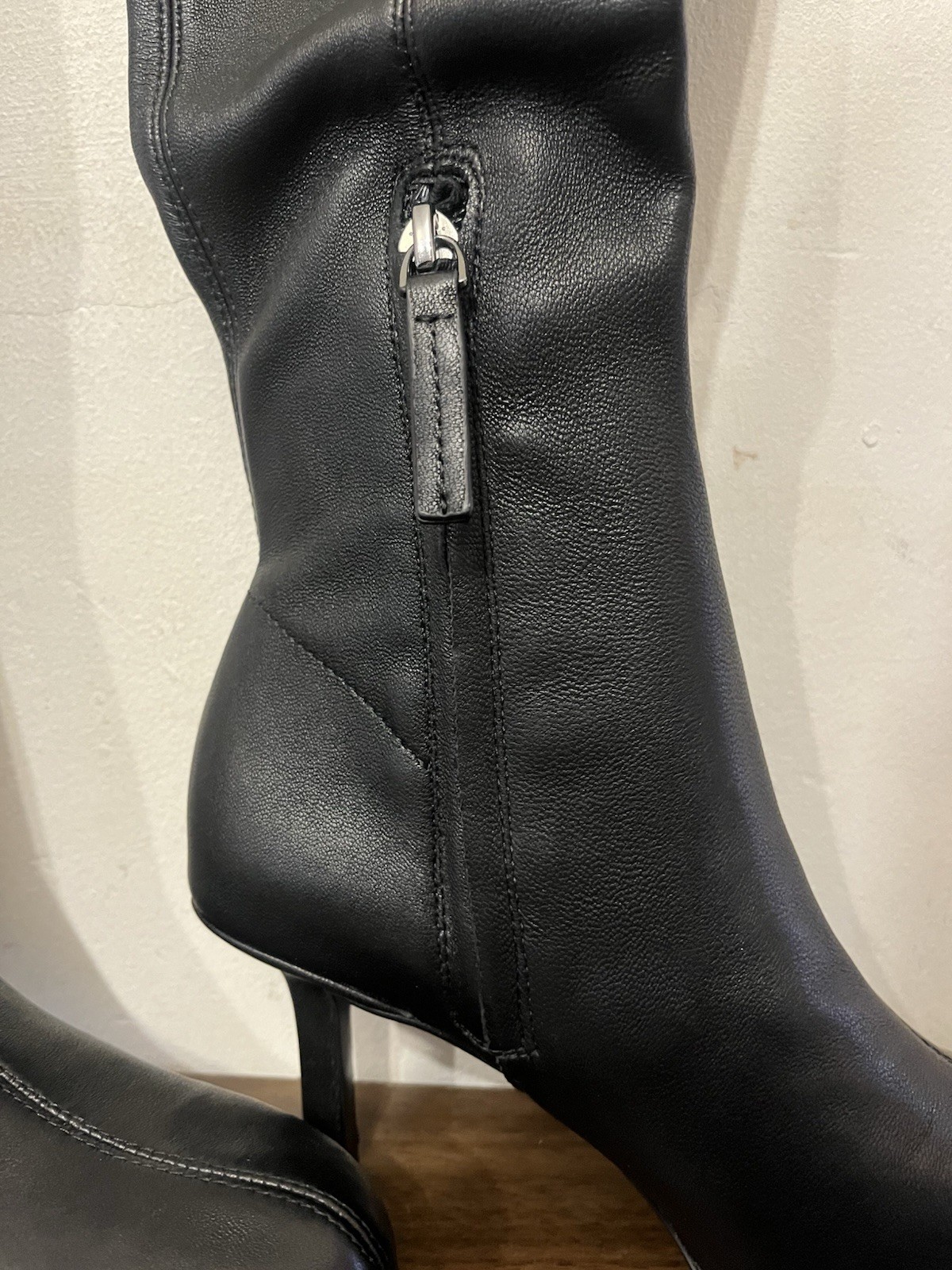 Massimo Dutti Women's Black Elastic Leather Knee High Heels Size UK 3 image 5