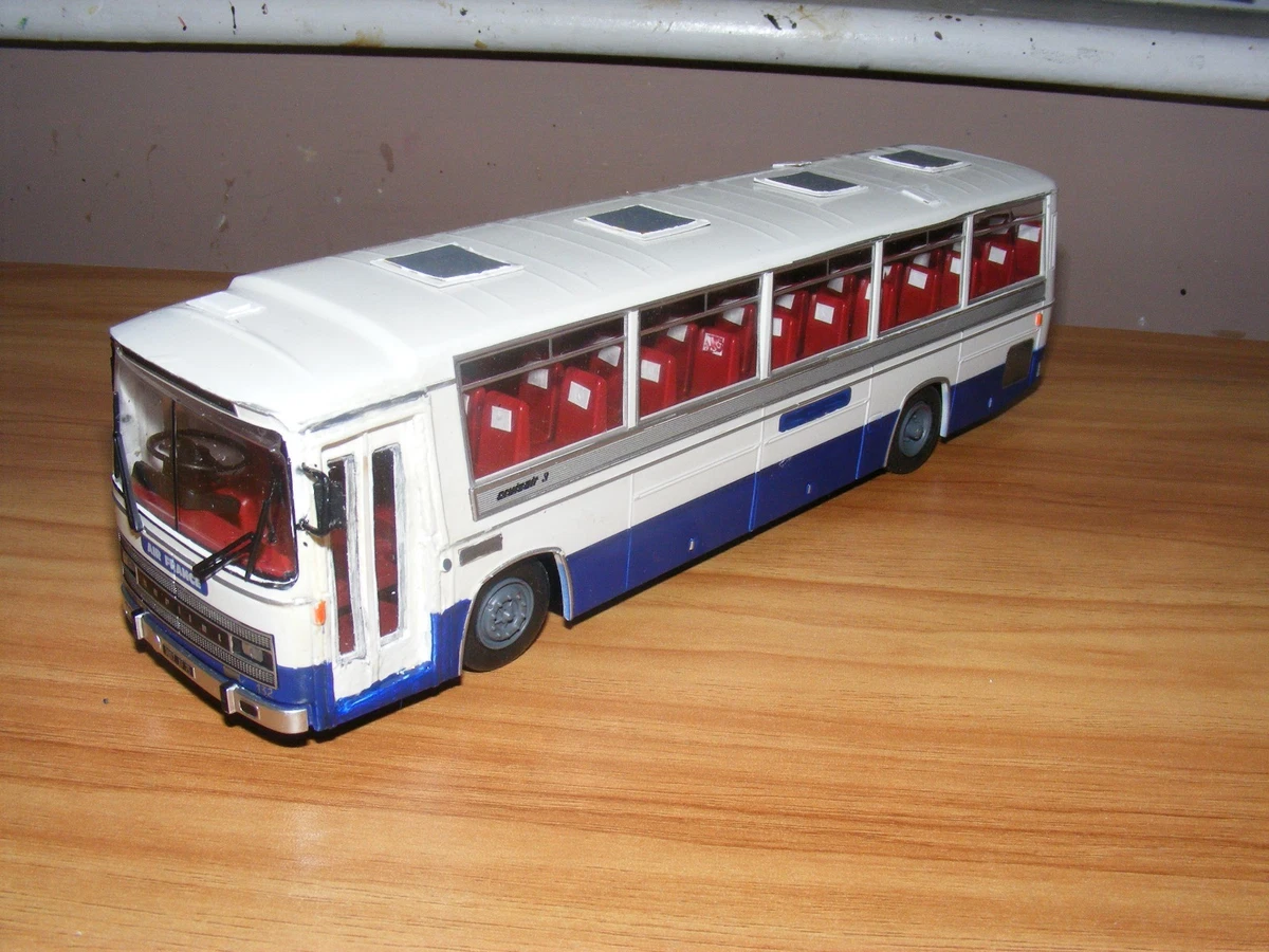 VOITURE MINIATURE 1:43 Scale Russian PAZ-672M Bus Model Modèle Réduit