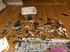 Vintage Safari lTD Animal Figurines Mixed with Some Miscellaneous Animal Lot 134