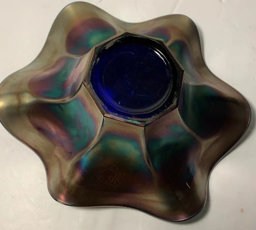ANTIGUO PLATO DE CARAMELO FENTON BLACKBERRY VINE CARNAVAL VIDRIO COBALTO CON VOLANTES 6 1/4" - Imagen 7 de 12
