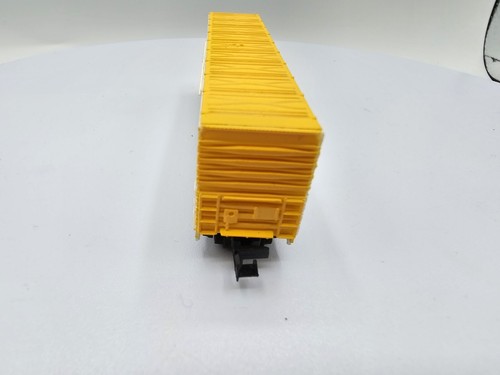BevBel 2170 N Scale Seasons Greetings 50' Single Door Christmas Box Car NOS - Picture 2 of 10