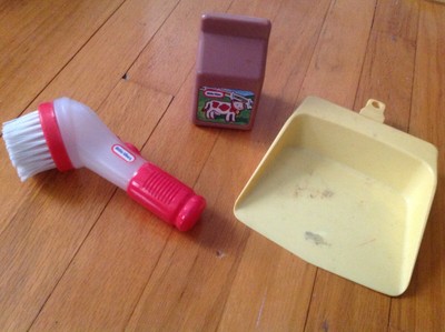 little tikes cleaning set