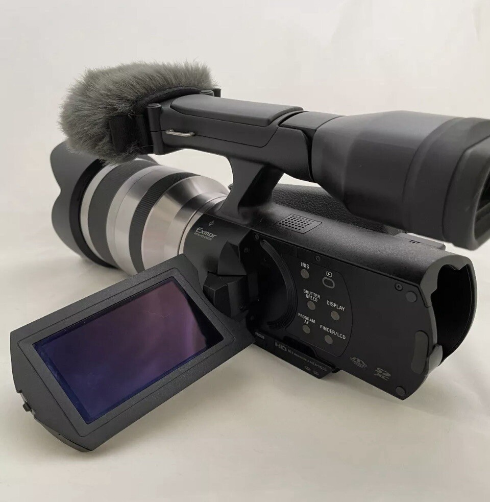 Sony NEX-VG20 1080p HD Digital Camcorder w Interchangeable E Mount