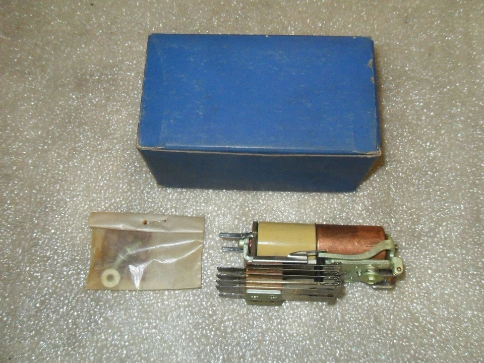 CP Clare S 36233 Relay - Image 2 of 4