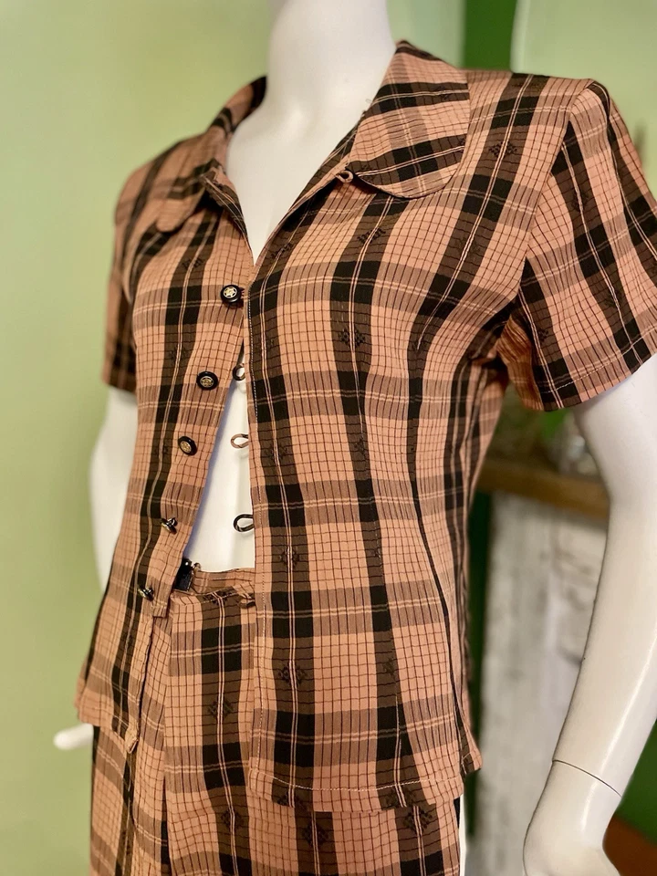 Conjunto de pantalones anchos y top abotonados vintage retro años 40 a cuadros Foto 3 de 4