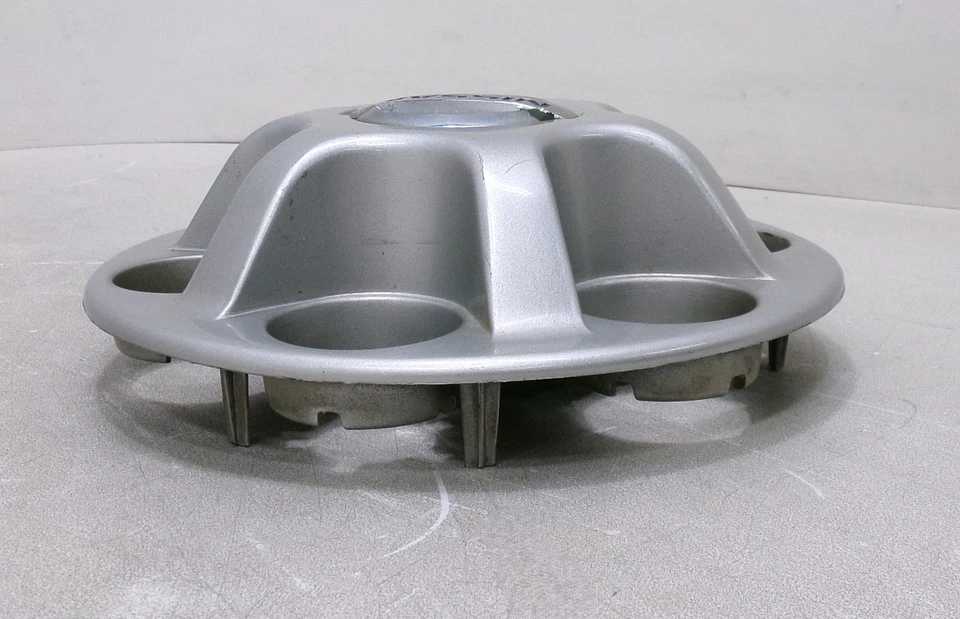 Tapa central de rueda Nissan Xterra 2010 OEM Foto 4 de 4