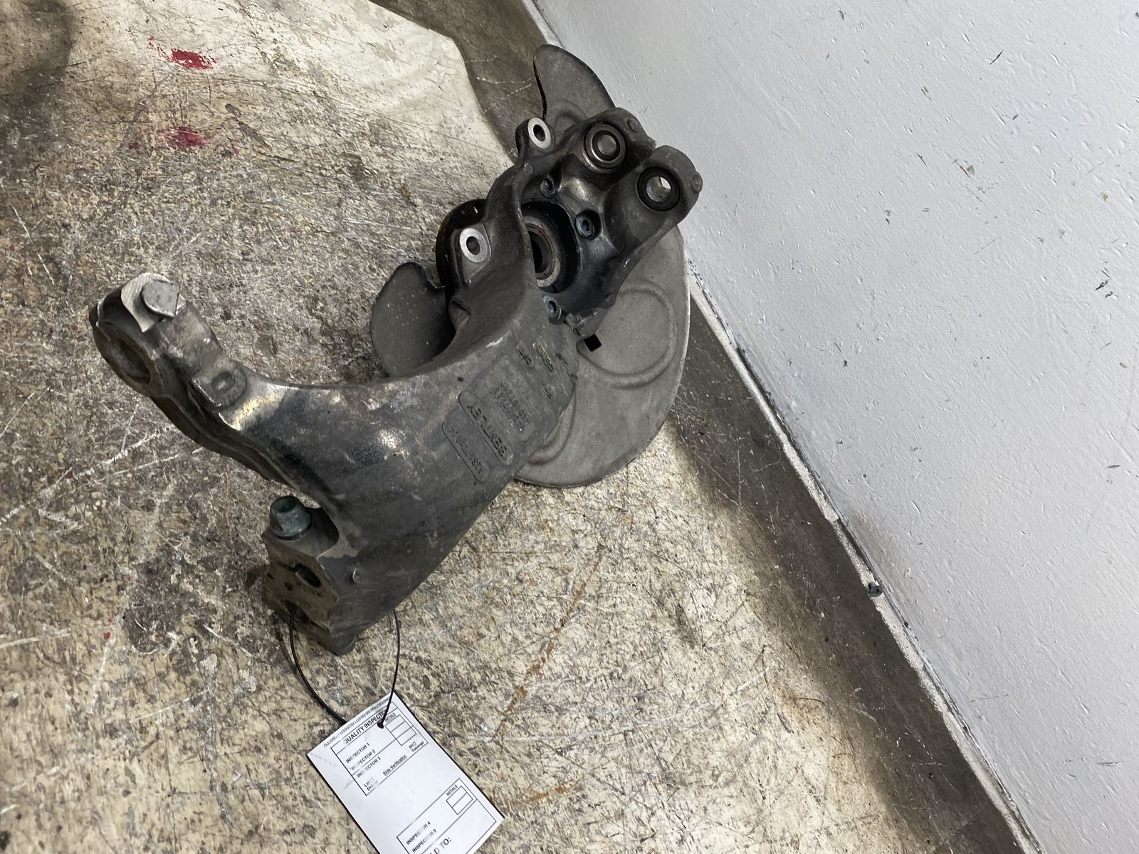 Bentley Flying Spur 2014-2018 FRONT+RIGHT Steering knuckle