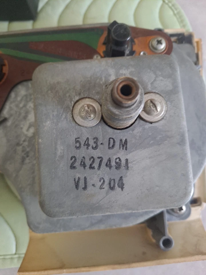 Cuadro de instrumentos Dodge Dart 1964 64 1963 63 OEM Mopar con interruptor de encendido y llave Foto 3 de 4