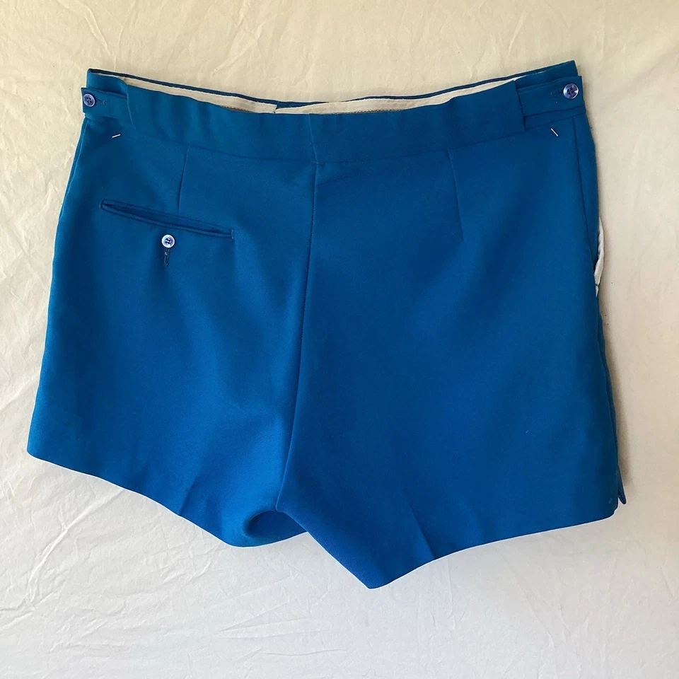 Vintagre 1970-80's Adidas USA Aqua Blue TREFOIL LoGo Tennis DAY Shorts Size 36 - Image 3 of 4
