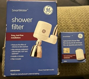 GE Universal Shower Filtration System GXSM01HWW