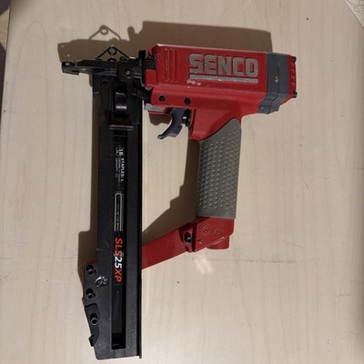 Senco SLS25Xp 18 Gauge Stapler 3/8  - 1-1/2   1/4  Crown Read NOT WORKING