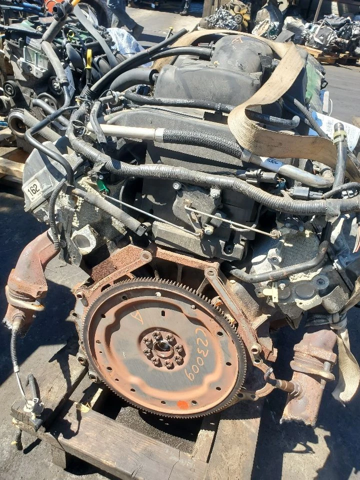 Used Engine Complete Assembly fits: 2005 Lincoln Navigator 5.4L VIN 5 8th digit Foto 2 de 4