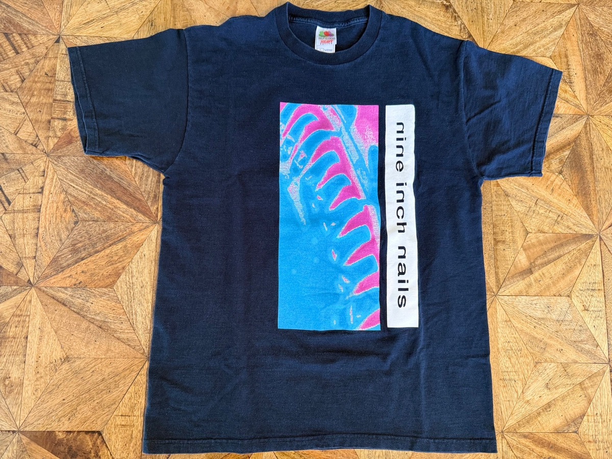 VINTAGE 1990 NINE INCH NAILS PRETTY HATE MACHINE NIN BAND TOUR