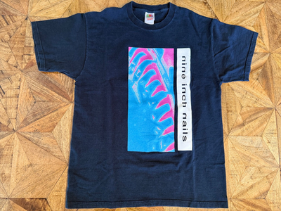 VINTAGE 1990 NINE INCH NAILS PRETTY HATE MACHINE NIN BAND TOUR